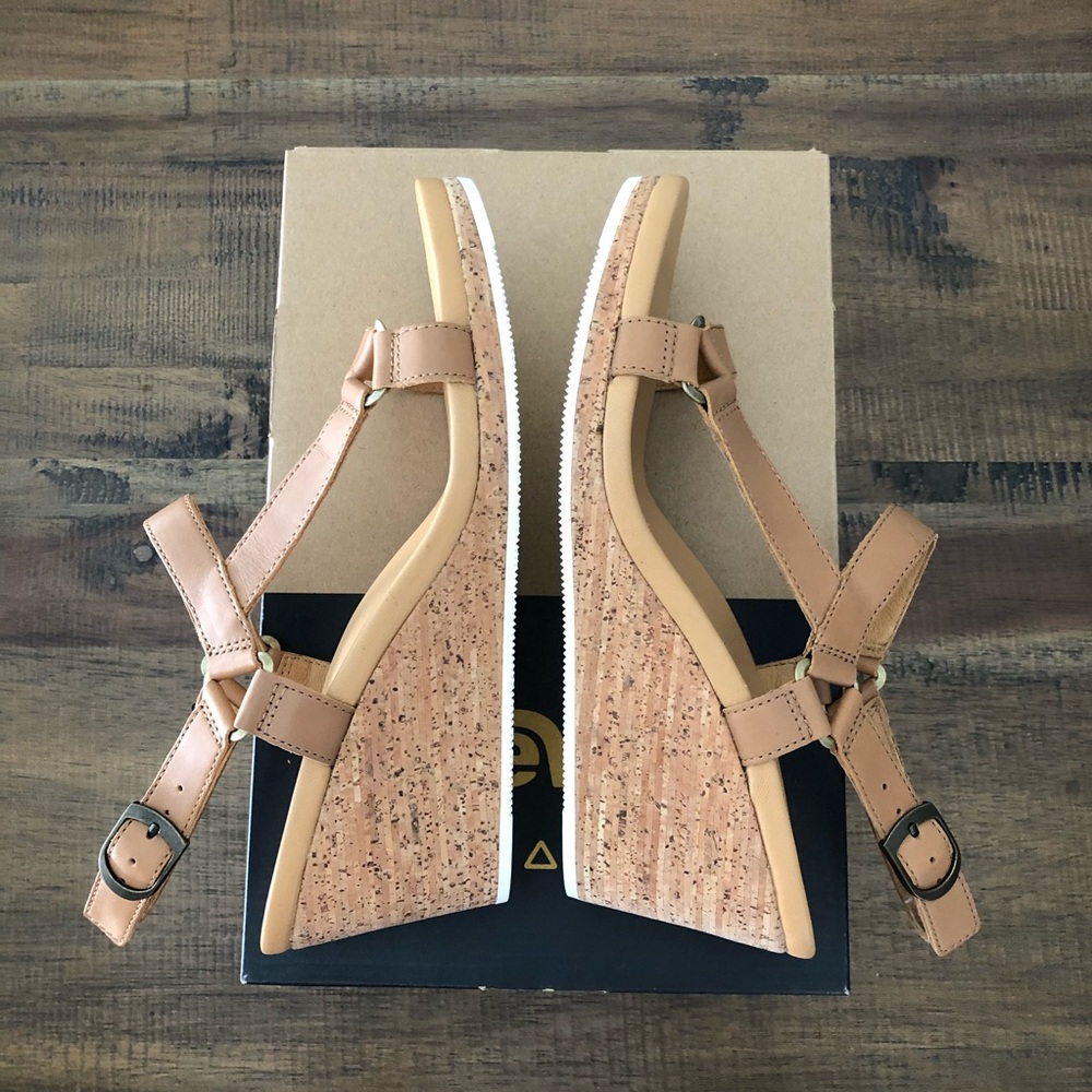 Teva Arrabelle Universal Leather Sandal - Picture 7 of 9